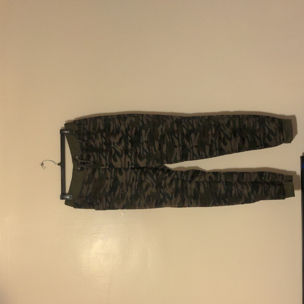 Camouflage size  XXXL mens sweatpant joggers